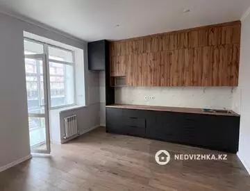 3-комнатная квартира, этаж 2 из 10, 95 м²