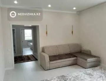 2-комнатная квартира, этаж 4 из 9, 65 м², на длительный срок