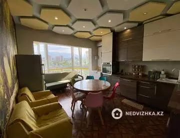 2-комнатная квартира, этаж 9 из 9, 85 м²