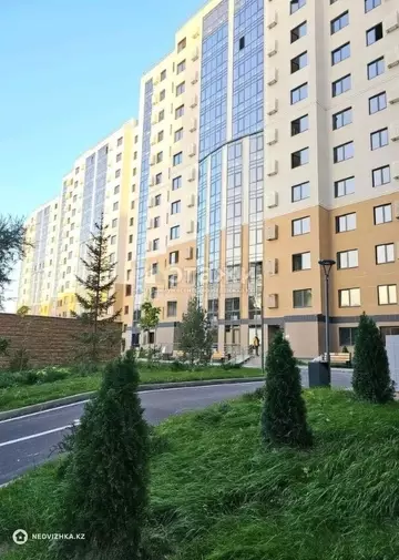 2-комнатная квартира, этаж 12 из 13, 53 м²