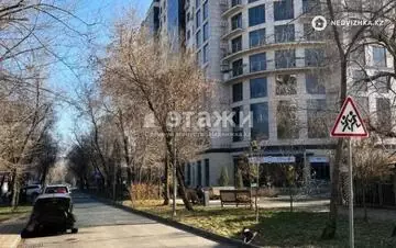 2-комнатная квартира, этаж 9 из 10, 46 м²