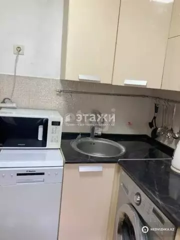 2-комнатная квартира, этаж 4 из 4, 45 м²