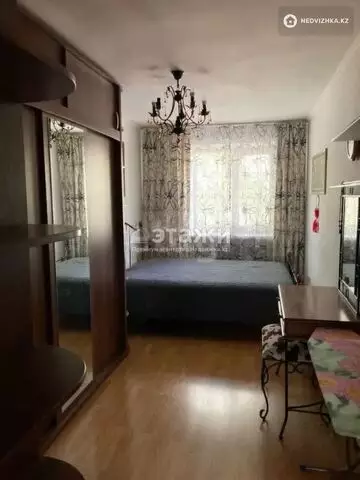 2-комнатная квартира, этаж 4 из 4, 45 м²