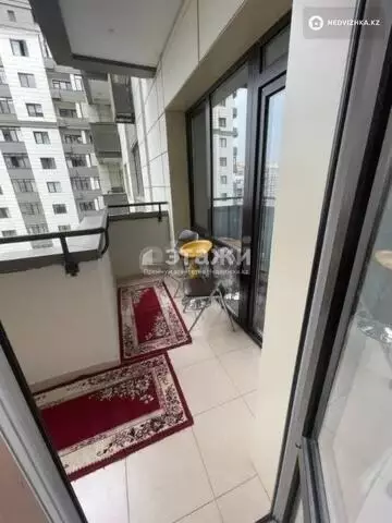 2-комнатная квартира, этаж 7 из 12, 60 м²