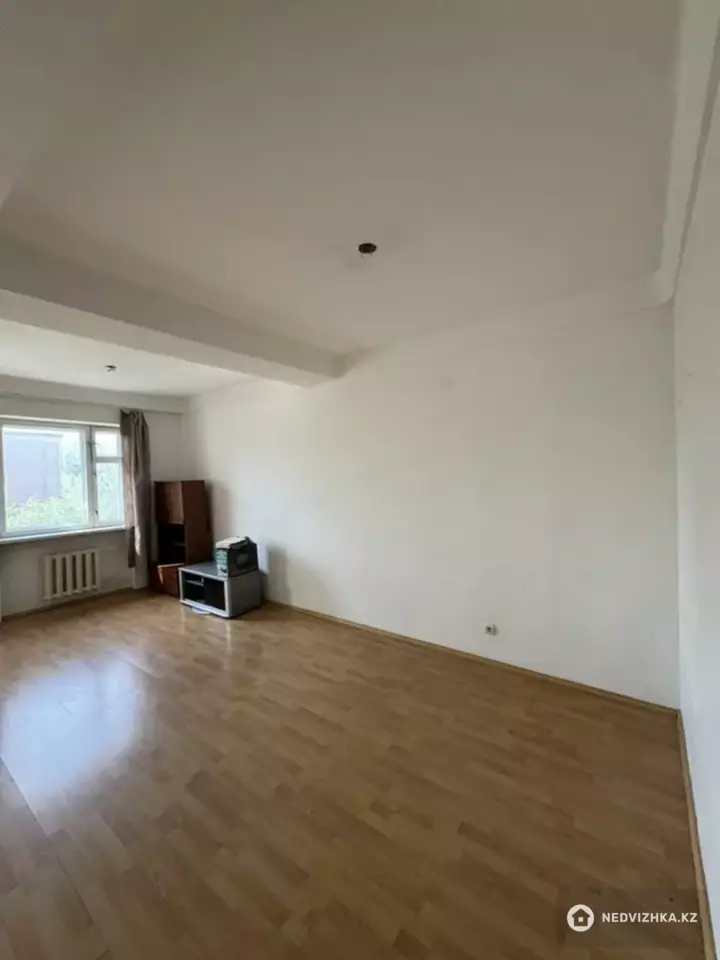 91.8 м², 2-комнатная квартира, этаж 3 из 5, 92 м², изображение - 1