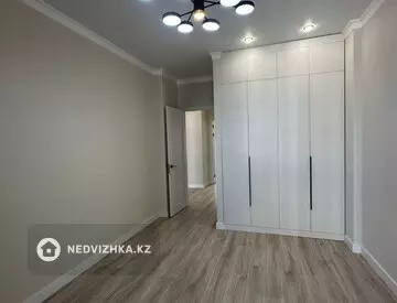 72 м², 3-комнатная квартира, этаж 10 из 12, 72 м², изображение - 2