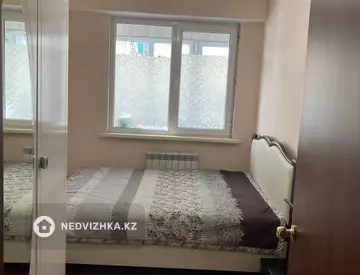 3-комнатная квартира, этаж 1 из 9, 65 м²