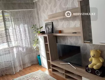 3-комнатная квартира, этаж 1 из 9, 65 м²