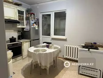 1-комнатная квартира, этаж 2 из 12, 43 м²