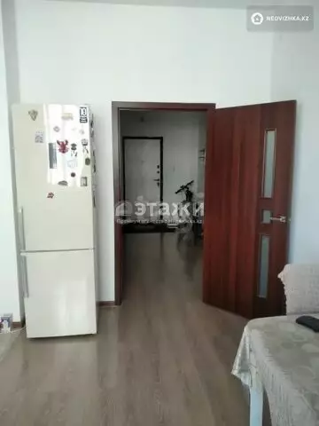 2-комнатная квартира, этаж 14 из 21, 92 м²