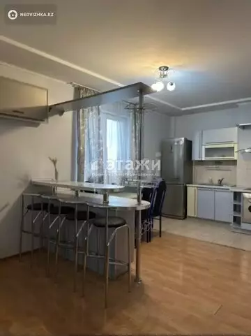 74 м², 2-комнатная квартира, этаж 10 из 14, 74 м², на длительный срок, изображение - 1