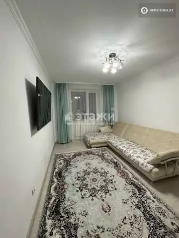 1-комнатная квартира, этаж 8 из 8, 38 м²