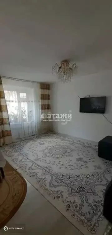 3-комнатная квартира, этаж 4 из 5, 61 м²