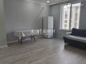 4-комнатная квартира, этаж 7 из 9, 102 м²