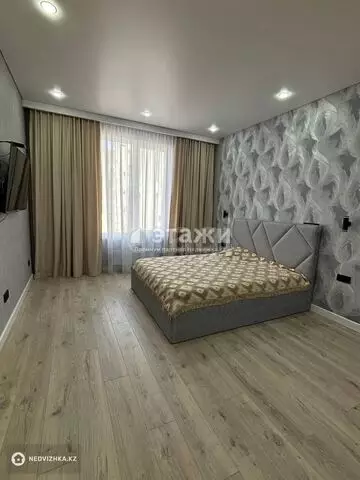 4-комнатная квартира, этаж 7 из 9, 102 м²