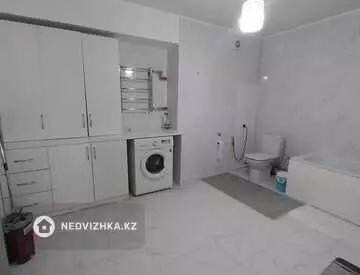 131 м², 4-комнатная квартира, этаж 2 из 8, 131 м², изображение - 12