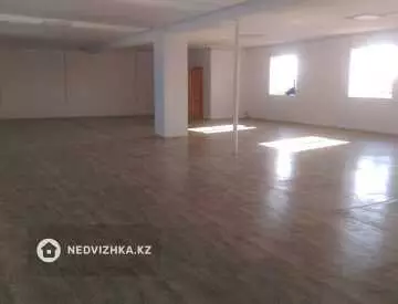 820 м², Здание, 2 этажа, 820 м², изображение - 15