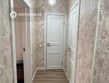 2-комнатная квартира, этаж 3 из 9, 53 м²