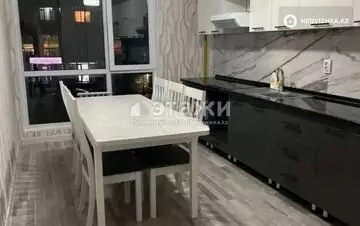 2-комнатная квартира, этаж 2 из 10, 60 м²