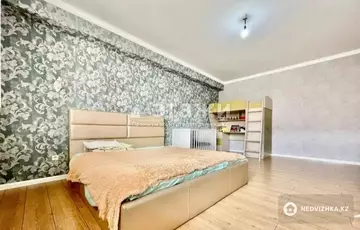 2-комнатная квартира, этаж 3 из 5, 63 м²