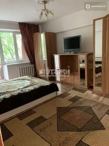 1-комнатная квартира, этаж 3 из 5, 40 м²