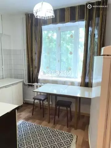 1-комнатная квартира, этаж 3 из 5, 40 м²