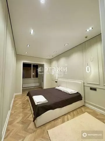 2-комнатная квартира, этаж 14 из 20, 85 м², на длительный срок