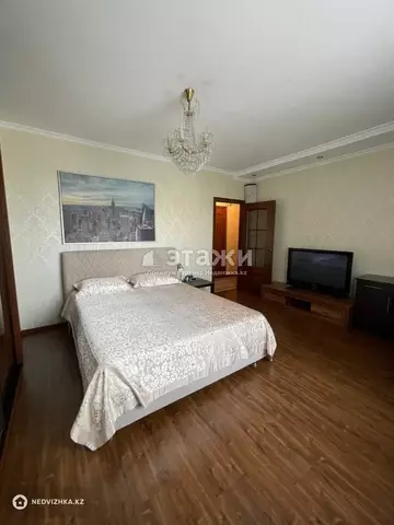 3-комнатная квартира, этаж 6 из 18, 83 м²