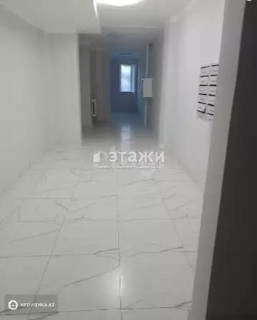 2-комнатная квартира, этаж 8 из 10, 56 м²