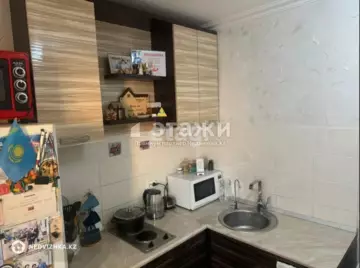 1-комнатная квартира, этаж 10 из 12, 42 м²