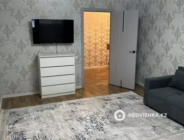 1-комнатная квартира, этаж 2 из 9, 45 м²