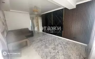 2-комнатная квартира, этаж 4 из 10, 62 м²