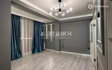 2-комнатная квартира, этаж 4 из 10, 54 м²