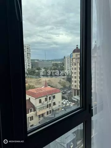 2-комнатная квартира, этаж 10 из 12, 70 м²