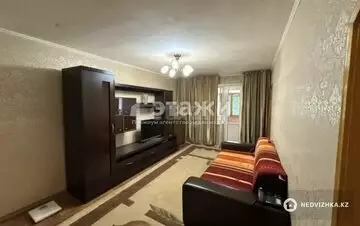 2-комнатная квартира, этаж 3 из 4, 44 м²