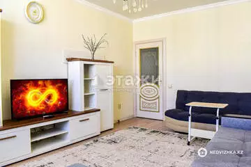 2-комнатная квартира, этаж 11 из 12, 60 м², на длительный срок