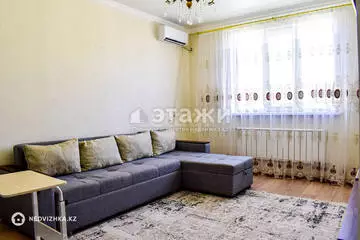 2-комнатная квартира, этаж 11 из 12, 60 м², на длительный срок