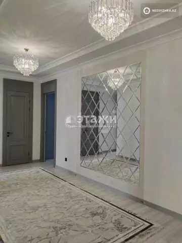 3-комнатная квартира, этаж 8 из 12, 96 м²