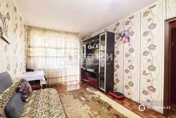 1-комнатная квартира, этаж 3 из 5, 30 м²