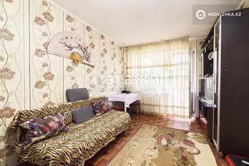 1-комнатная квартира, этаж 3 из 5, 30 м²