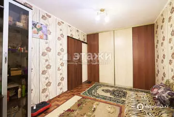 1-комнатная квартира, этаж 3 из 5, 30 м²