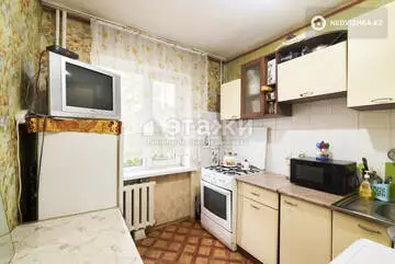 30.4 м², 1-комнатная квартира, этаж 3 из 5, 30 м², изображение - 3