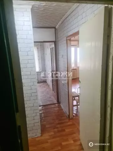 1-комнатная квартира, этаж 3 из 5, 32 м²