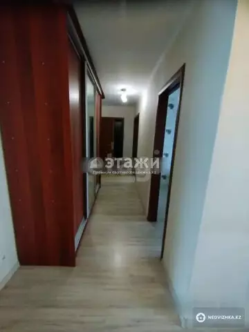 3-комнатная квартира, этаж 3 из 9, 74 м²