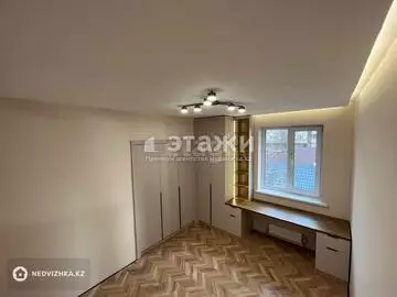 3-комнатная квартира, этаж 3 из 12, 70 м²