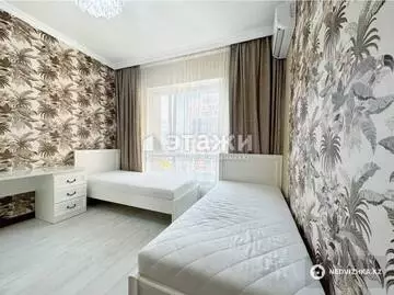 3-комнатная квартира, этаж 6 из 12, 82 м²
