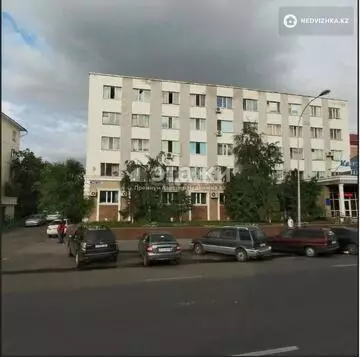 1-комнатная квартира, этаж 4 из 5, 18 м²