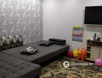 2-комнатная квартира, этаж 6 из 6, 50 м²