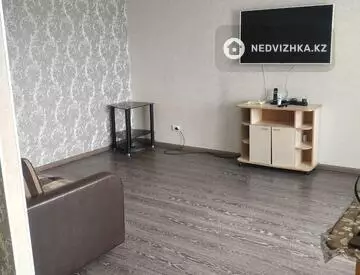 2-комнатная квартира, этаж 6 из 6, 50 м²