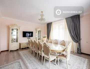 5-комнатный дом, 10 соток, 230 м²